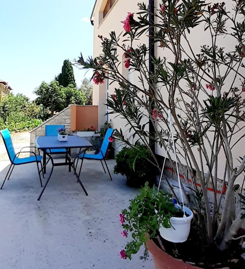 Lennida Studio Apartman With Free Parking Kavran Bagian luar foto