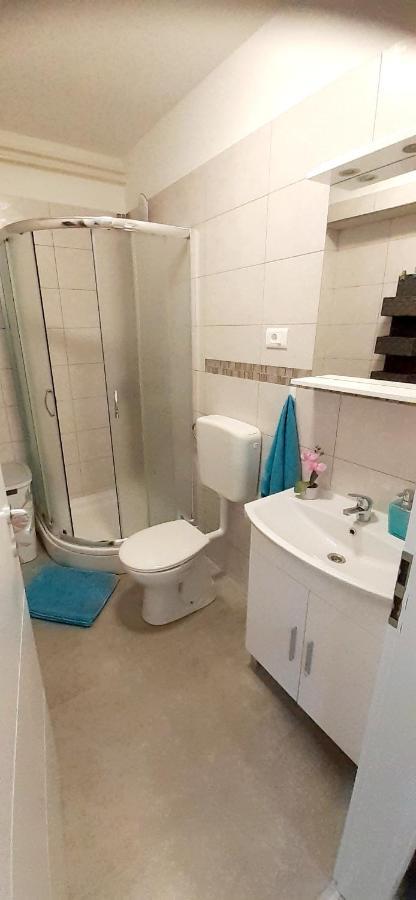 Lennida Studio Apartman With Free Parking Kavran Bagian luar foto