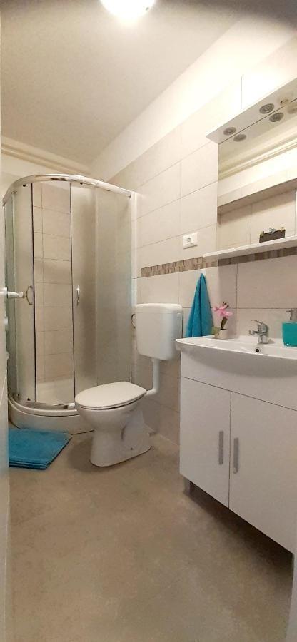 Lennida Studio Apartman With Free Parking Kavran Bagian luar foto