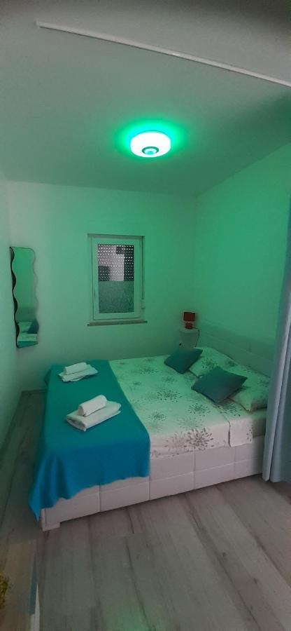 Lennida Studio Apartman With Free Parking Kavran Bagian luar foto