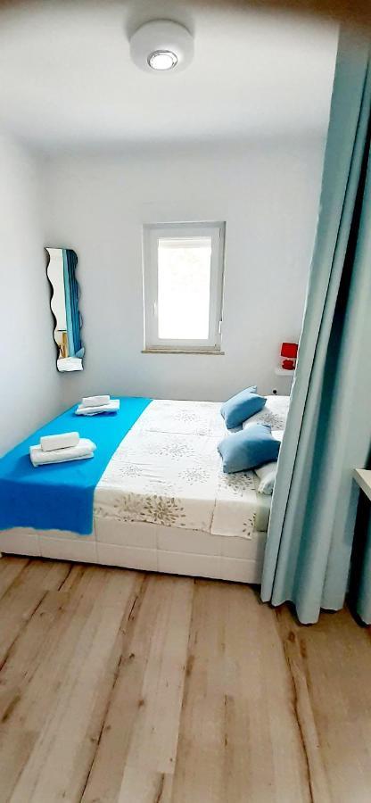 Lennida Studio Apartman With Free Parking Kavran Bagian luar foto