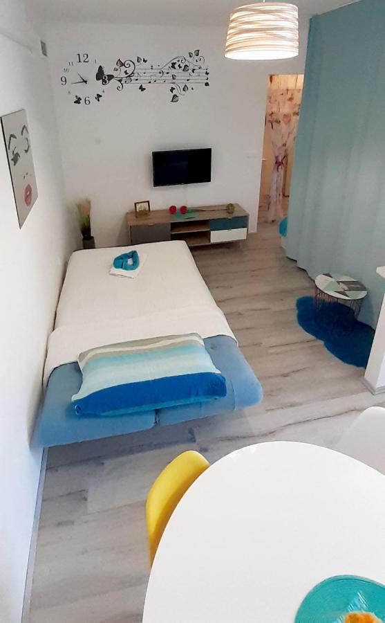 Lennida Studio Apartman With Free Parking Kavran Bagian luar foto